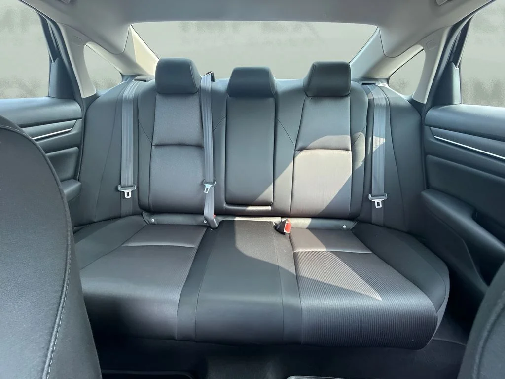 Used 2020  Honda LX image 6
