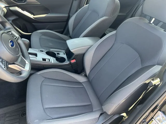 Used 2025 Black Subaru Base image 37