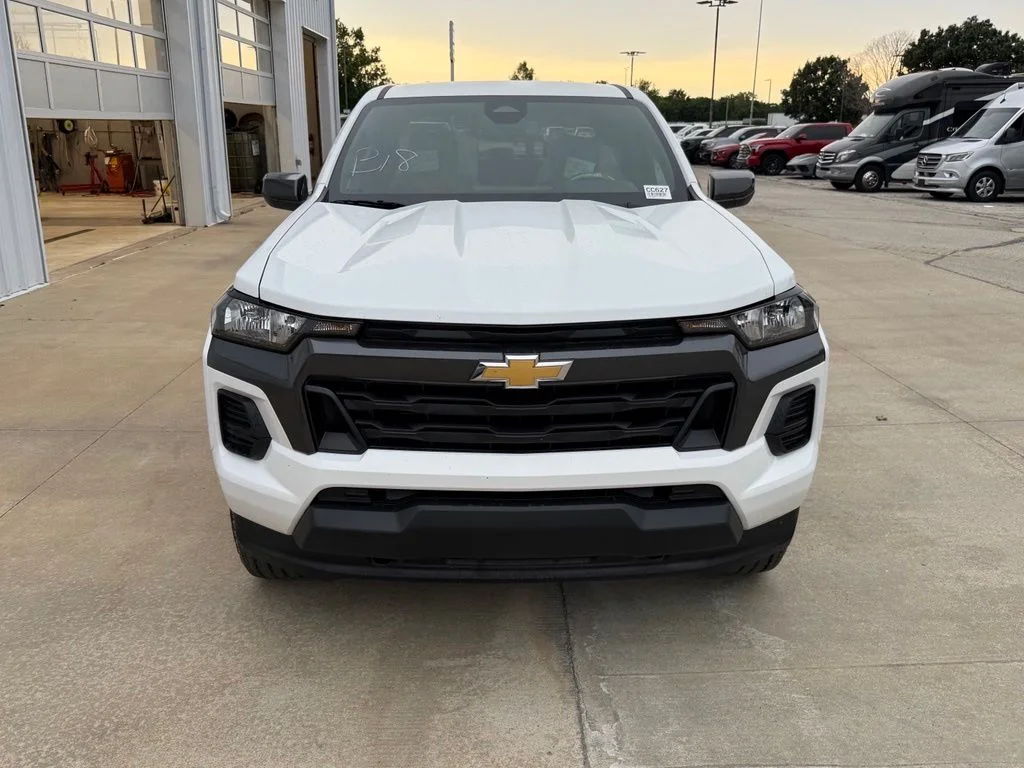 New 2026 White Chevrolet LT image 4