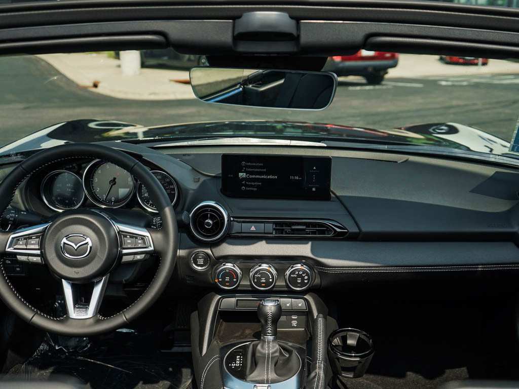 2025 Mazda MX-5 Miata Grand Touring - Photo 13