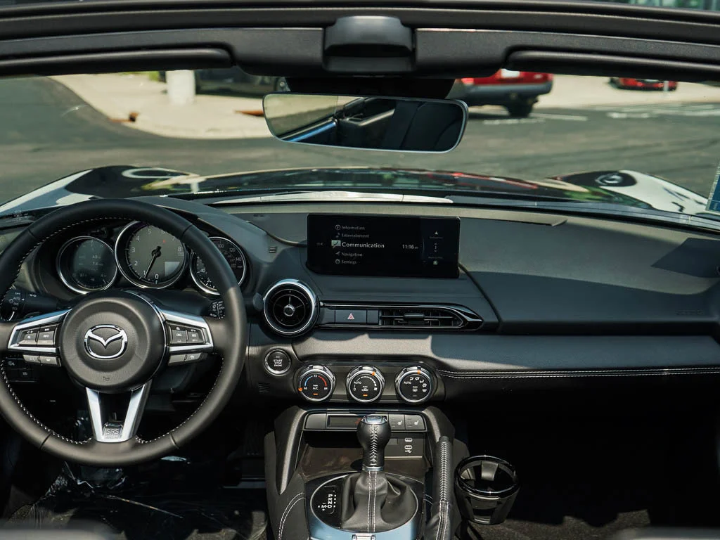 2025 Mazda MX-5 Miata Grand Touring - Photo 13