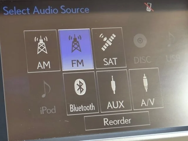 Used 2020 Starfire Pearl Lexus 460 image 14