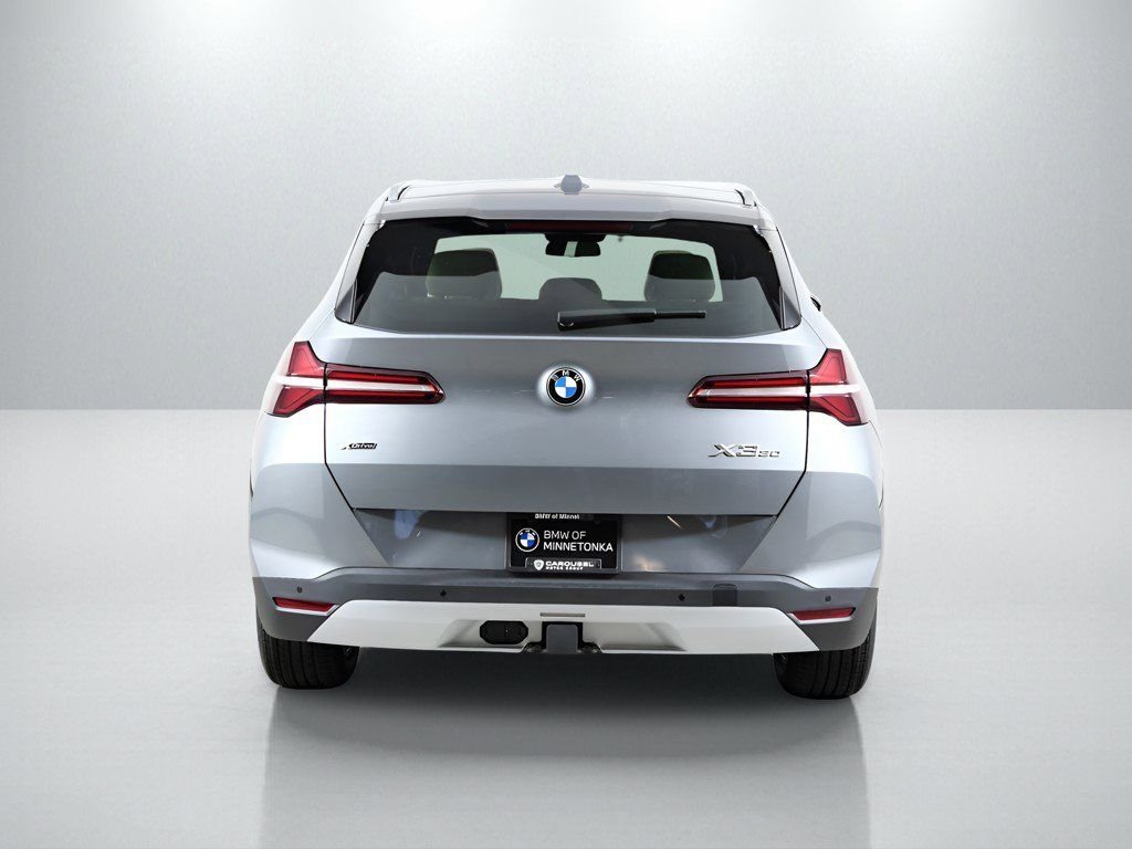 Used 2026 Skyscraper Grey Metallic BMW 30 xDrive image 11