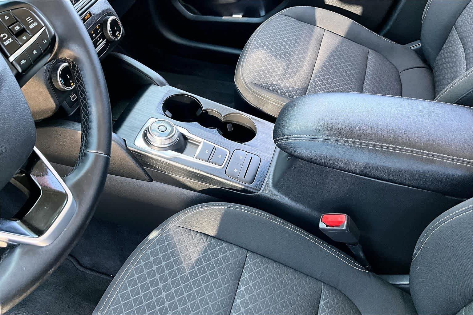 Used 2024 Agate Black Ford Active image 16