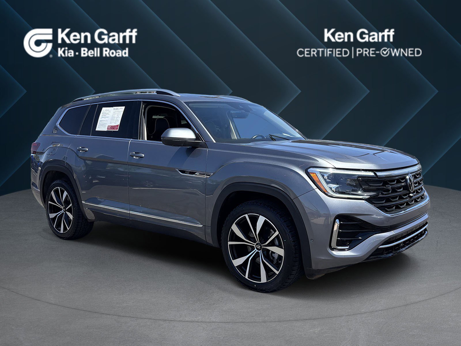 2024 Volkswagen Atlas 2.0T SEL Premium R-Line 4MOTION's photo