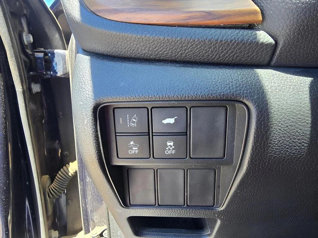Used 2018 Obsidian Blue Pearl Honda EX-L image 15