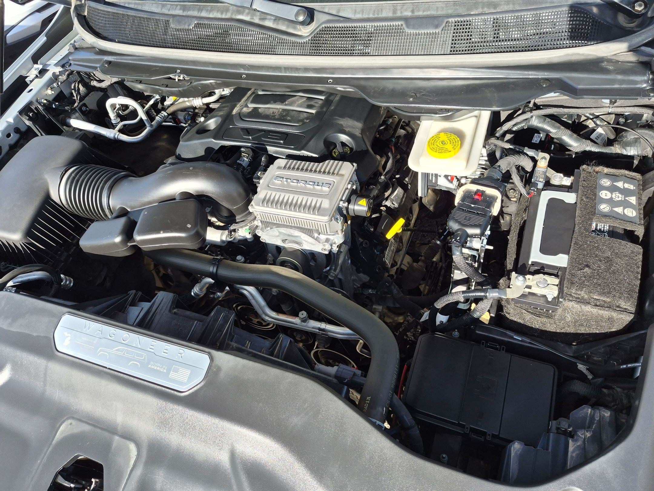 Used 2023 Silver Zynith Jeep Base image 34