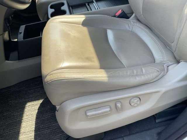 Used 2021 Platinum White Pearl Honda Touring image 8