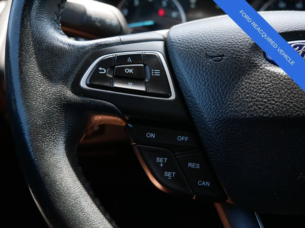 Used 2020 Black Ford SE image 17
