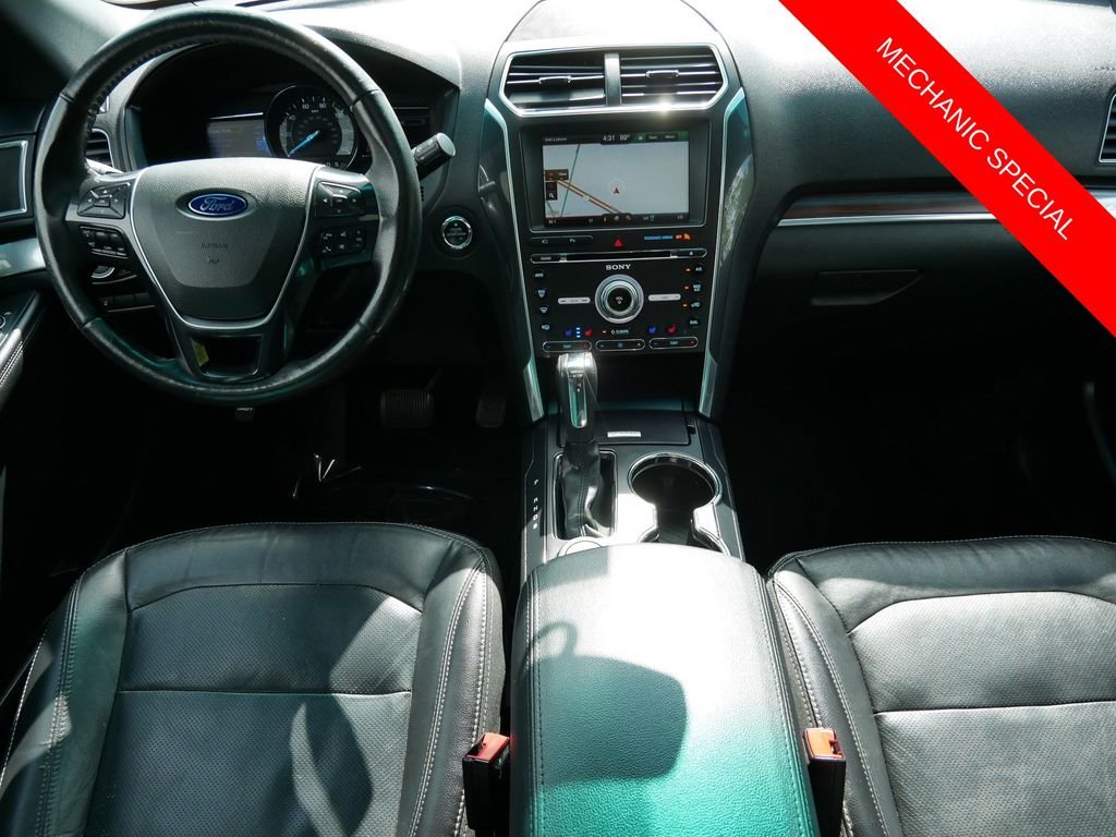 Used 2016 Gray Ford Limited image 13