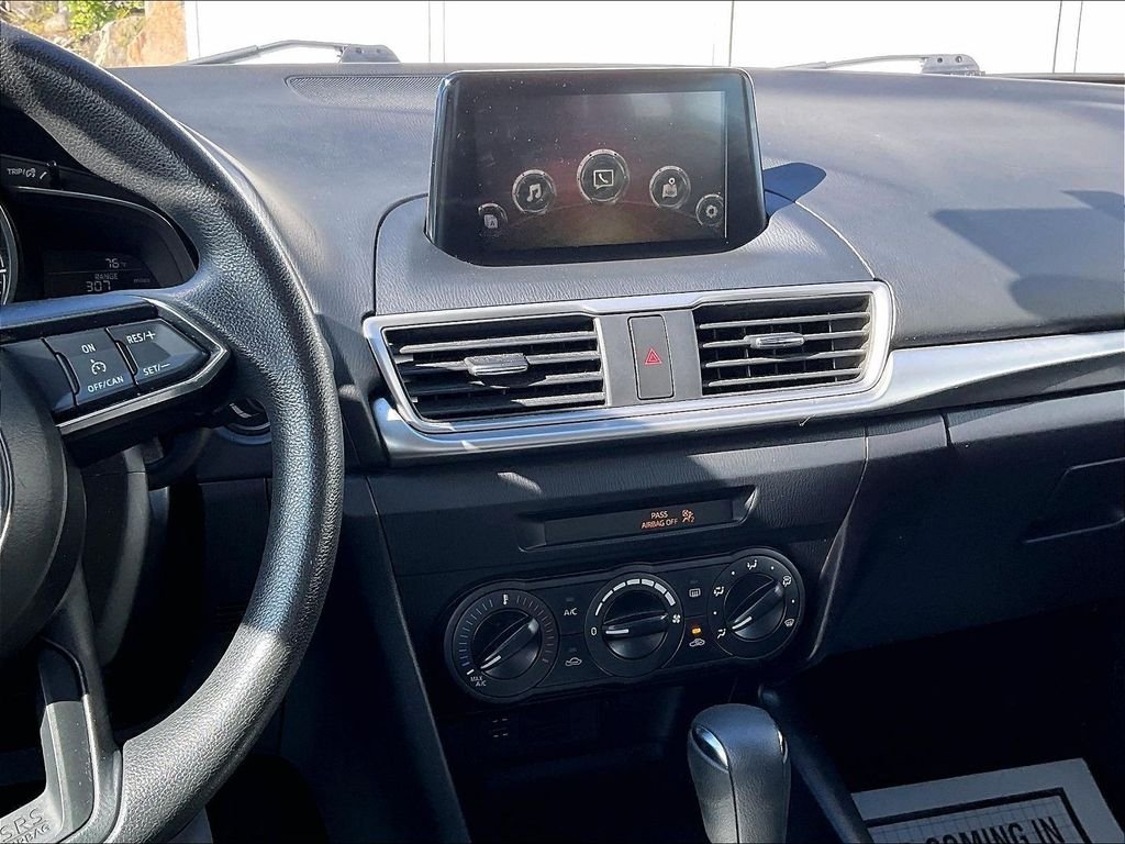 Used 2017 Sonic Silver Metallic Mazda Sport image 18