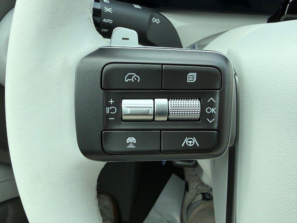 New 2026 Black Hyundai Limited AWD image 9