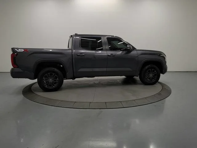 2024 Toyota Tundra SR5 - Photo 8