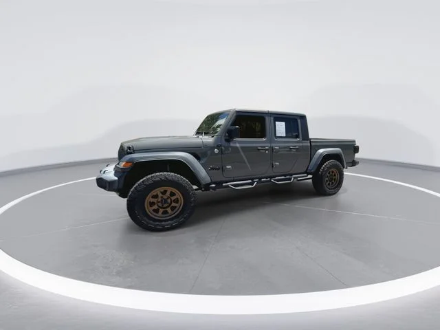 Used 2020 Gray Jeep Sport image 5