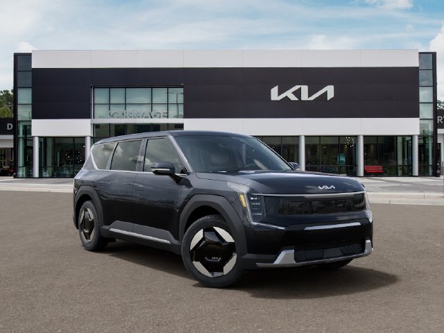 New 2026 Panthera Metal Kia Light Long Range RWD image 8