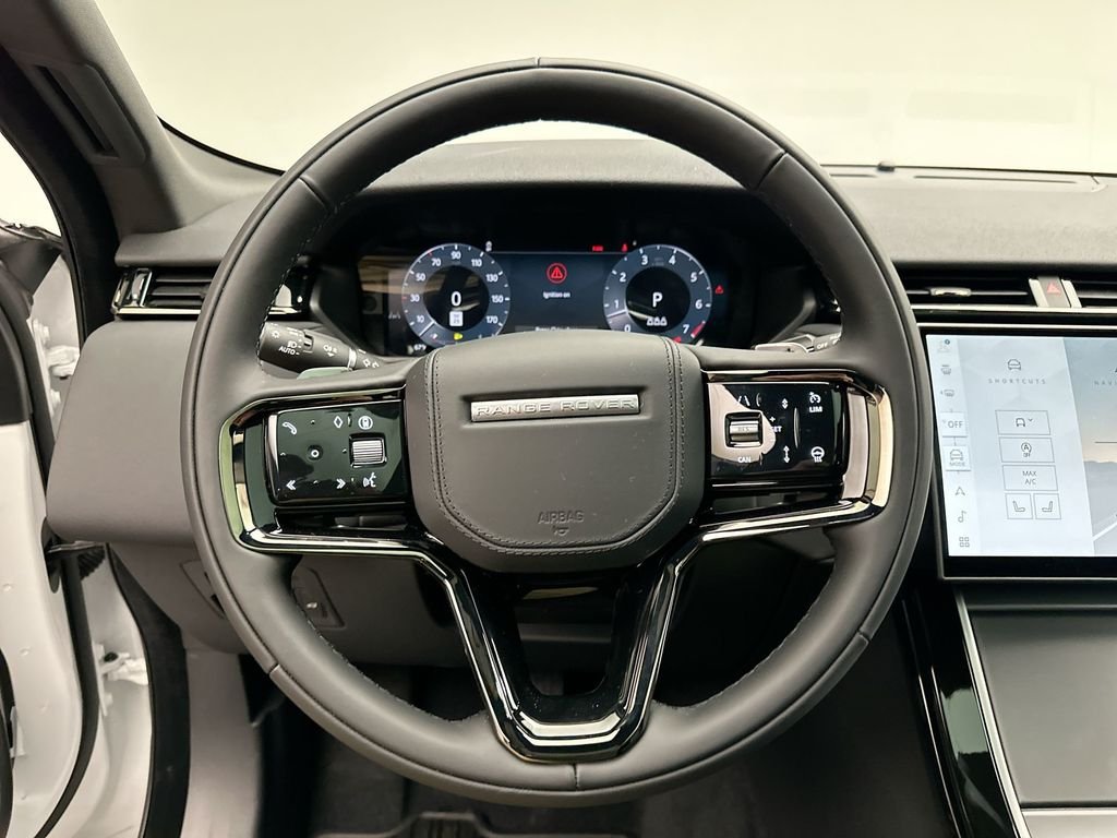 Used 2026  Land Rover S image 13