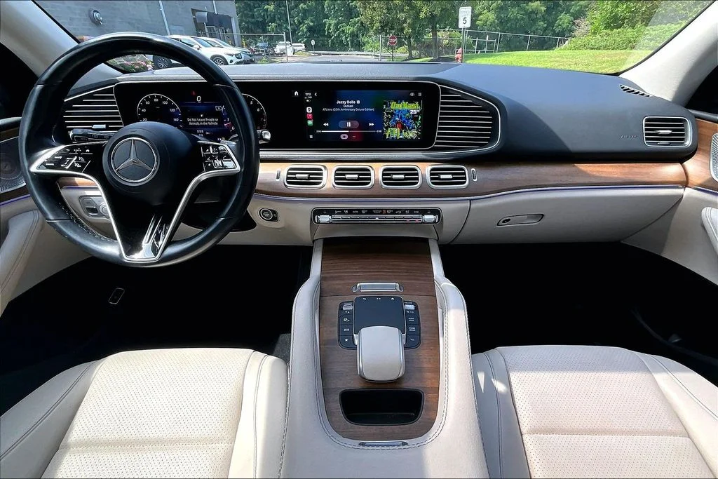 Certified Used 2024 White Mercedes-Benz GLE 350 image 15