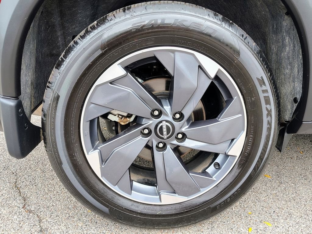 2026 Nissan Rogue SV - Photo 11