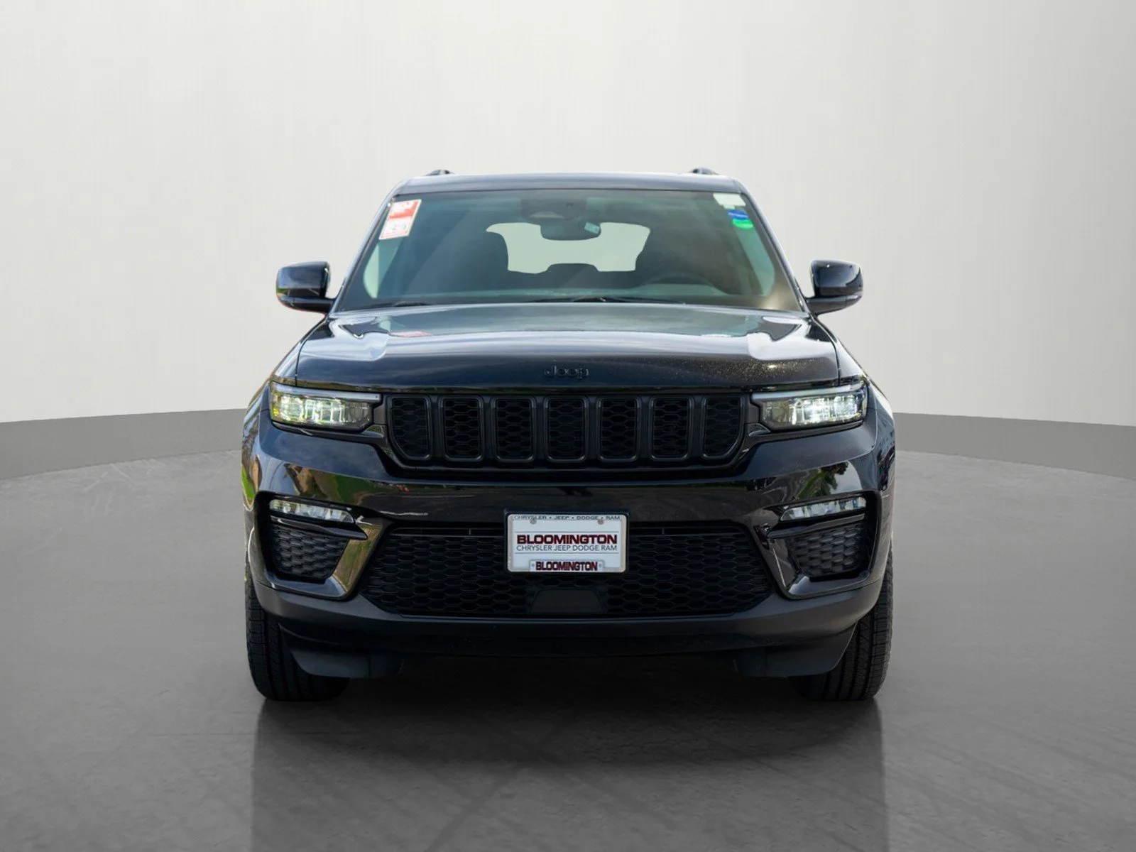 Used 2023 Jeep Grand Cherokee Limited with VIN 1C4RJHBG4PC546967 for sale in Minneapolis, Minnesota