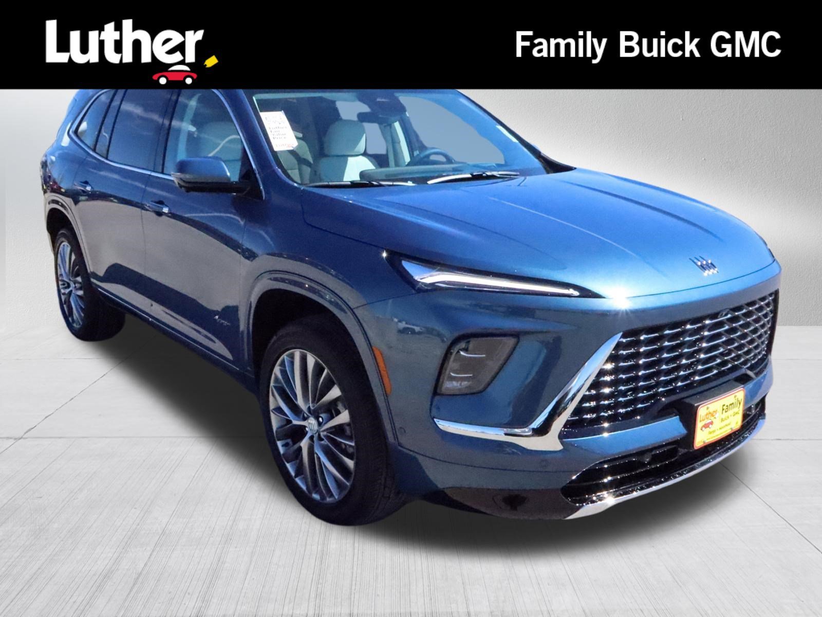 2026 Buick Enclave Avenir AWD's photo
