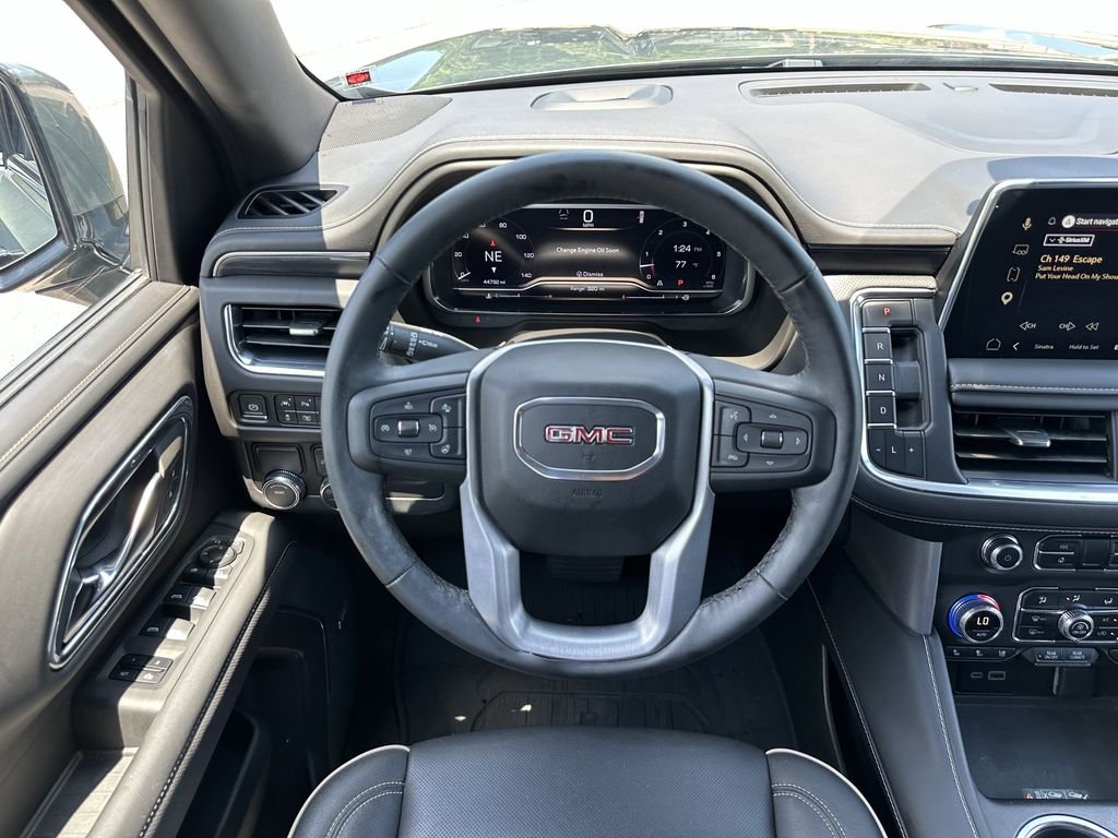 Used 2023 Green GMC SLT image 16