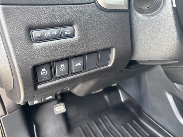 Certified Used 2017 Black Nissan SL image 16