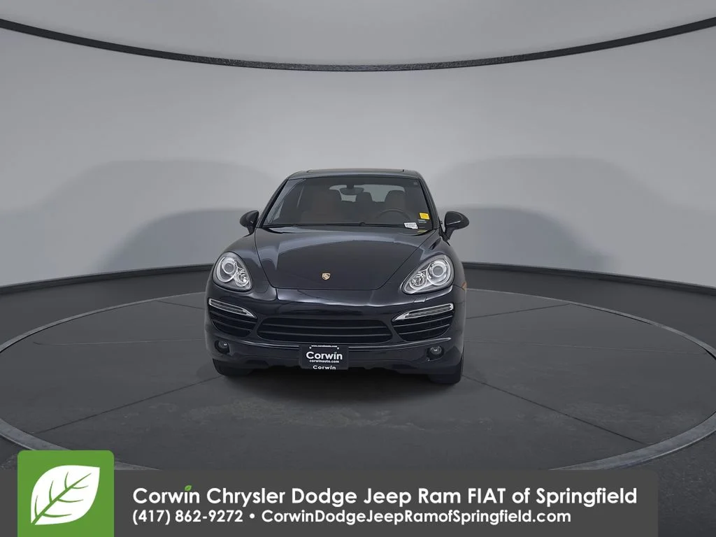 Used 2014 Black Porsche Diesel image 5