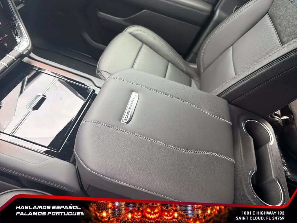 2026 GMC Yukon Denali - Photo 28