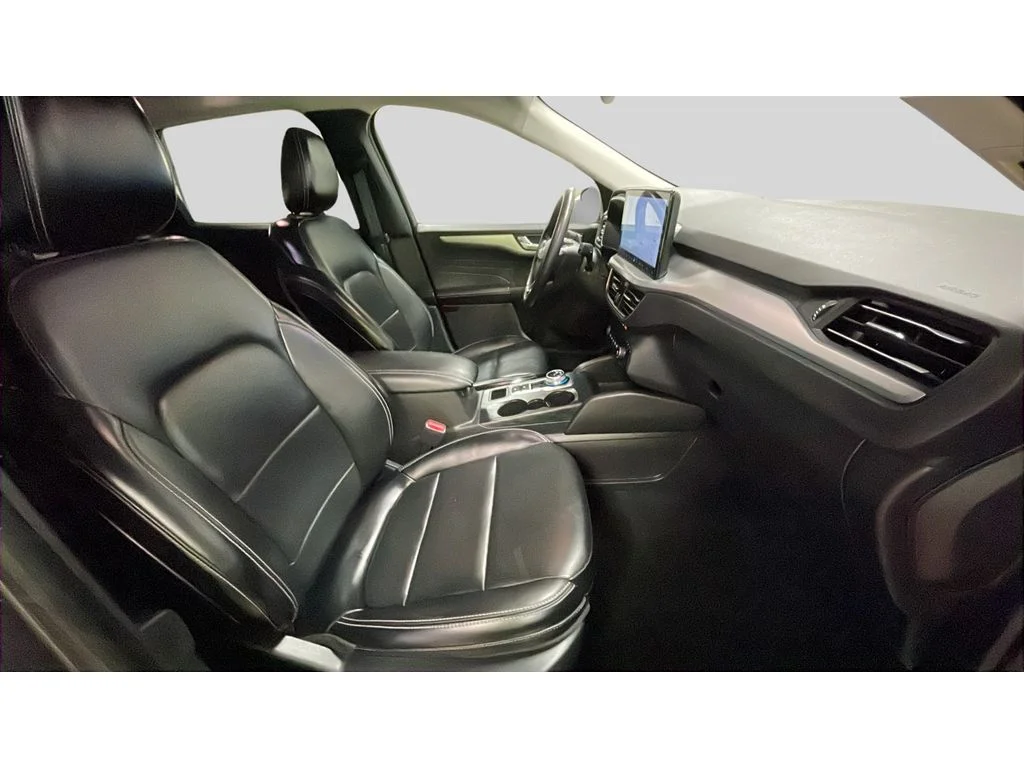 Used 2024 Gray Metallic Ford Platinum image 17