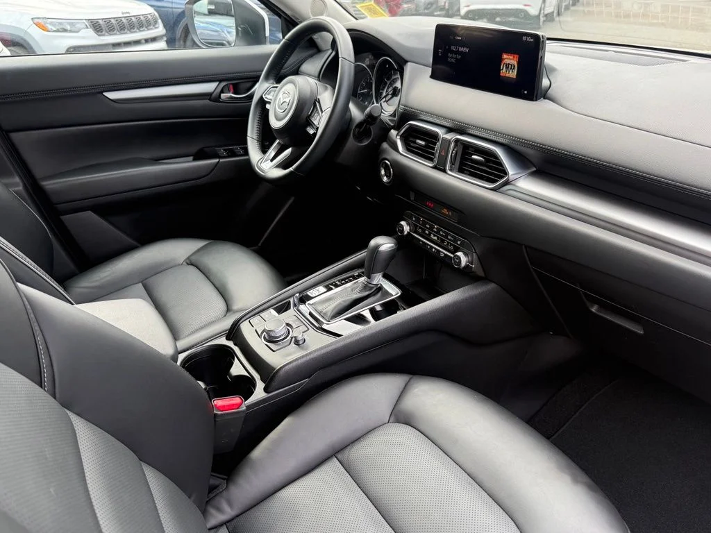 Used 2025 Rhodium White Metallic Mazda 2.5 S Select Package image 29