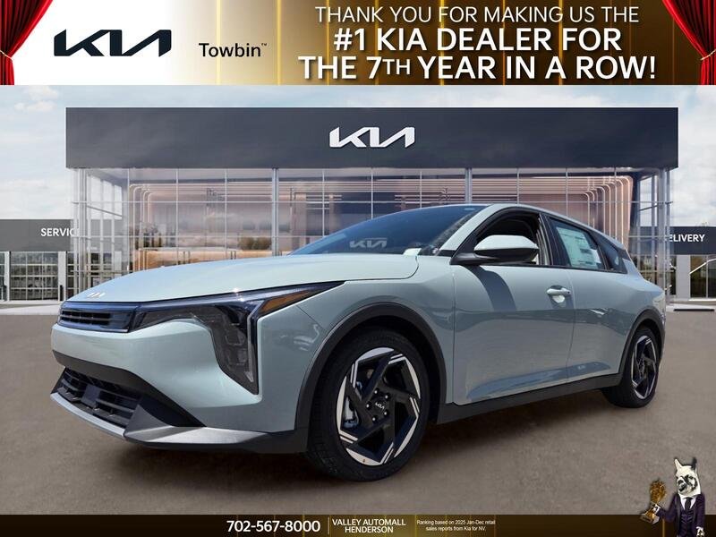 2026 Kia K4 EX AT Hatchback's photo