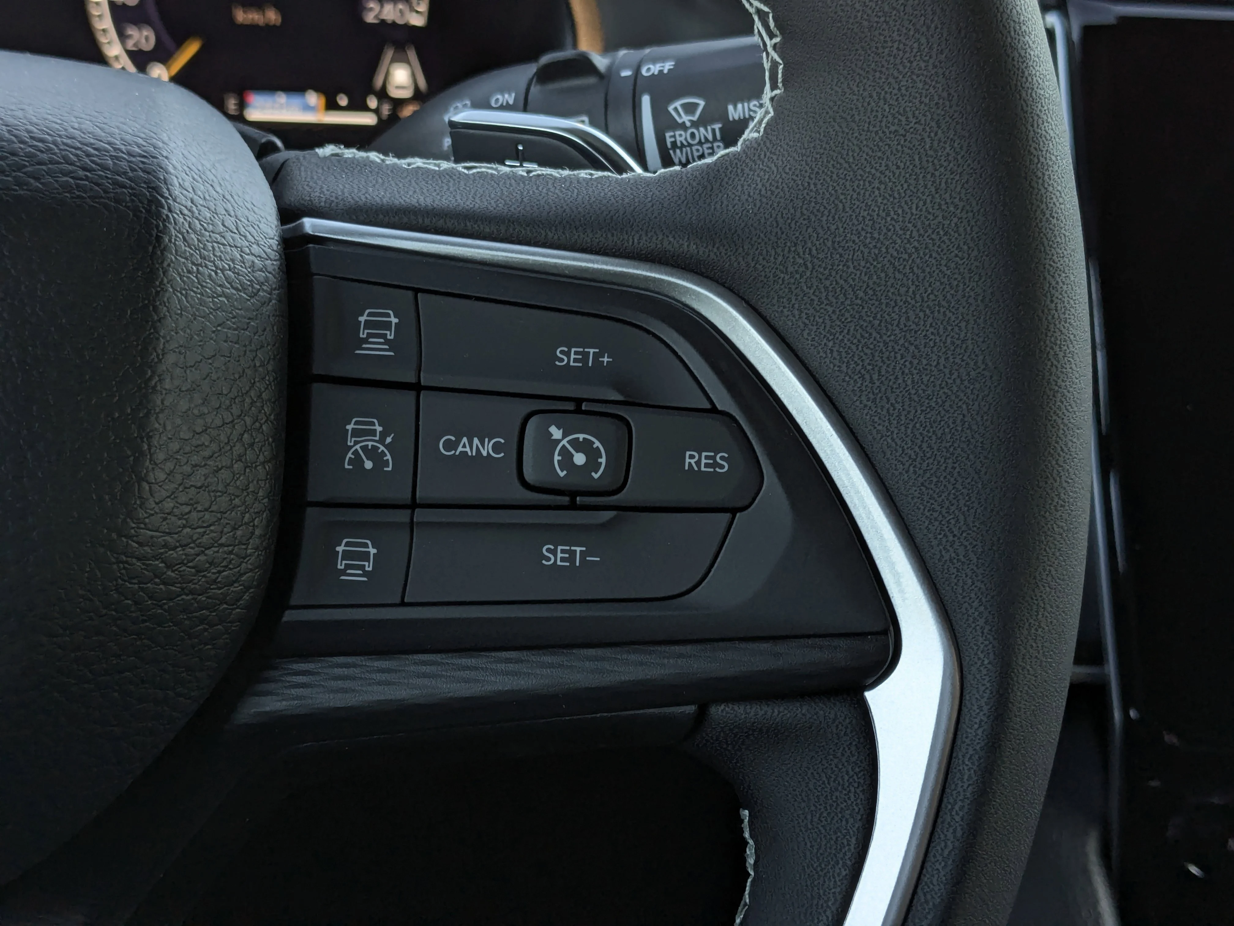 New 2025 White Jeep Altitude - - Power Sunroof - Power Liftgate - Wireless Charging - 20 Black Wheels & More image 18