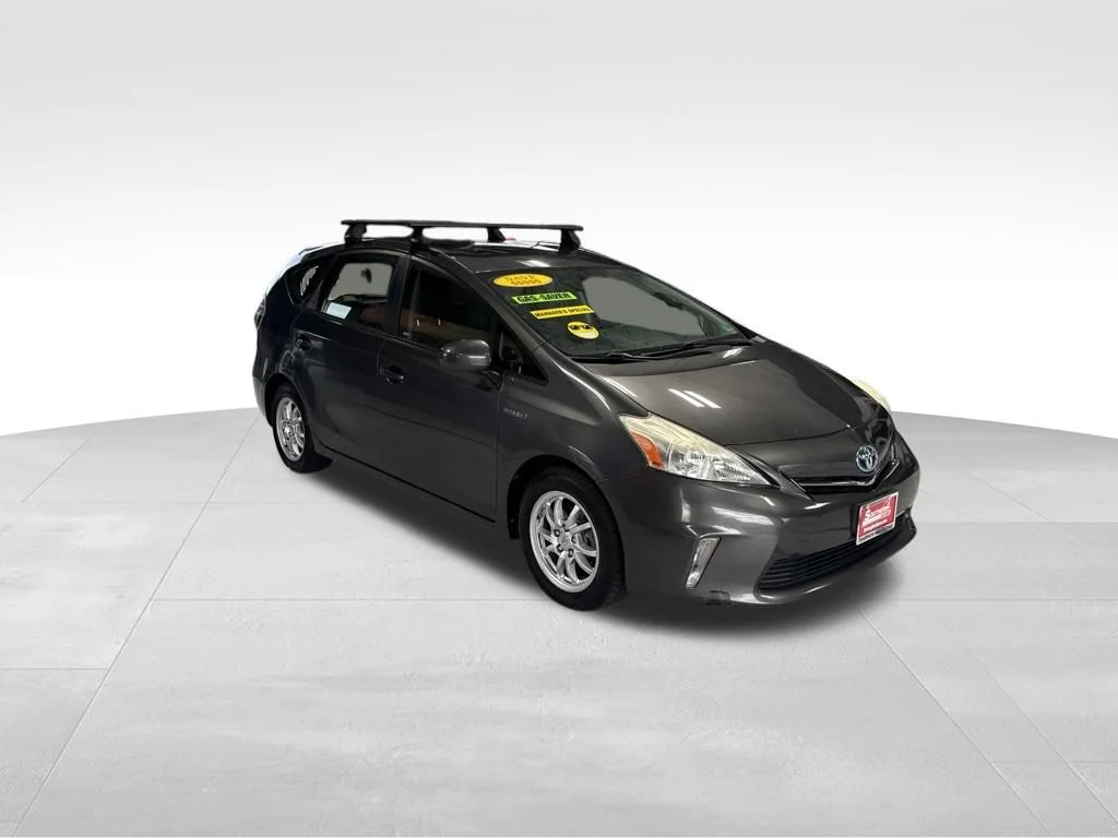 Used 2014 Gray Toyota Three image 8