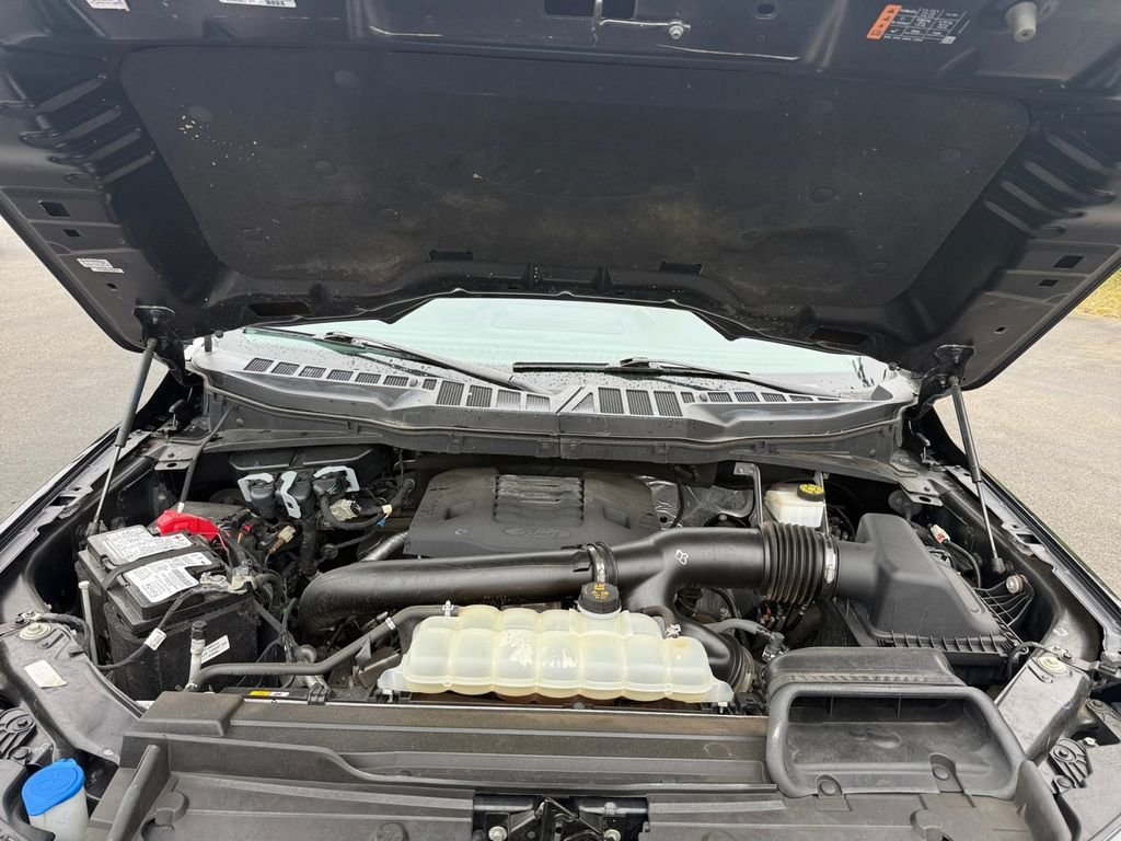 Used 2023 Black Ford XLT image 22