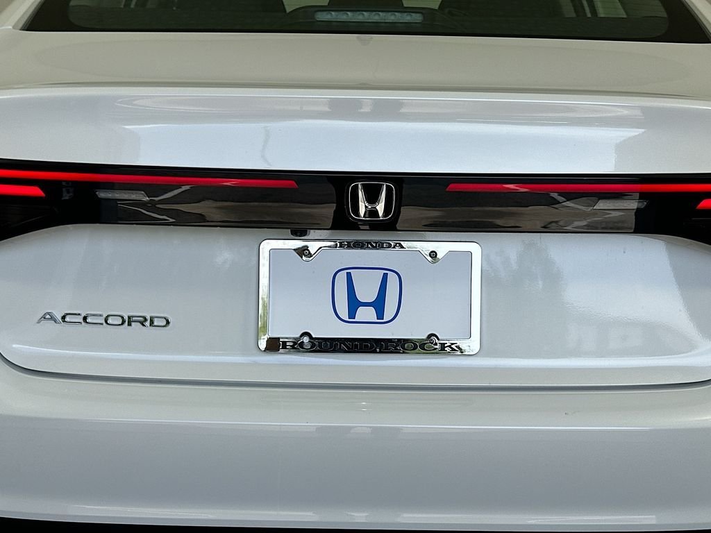 New 2026 Platinum White Pearl Honda SE image 21