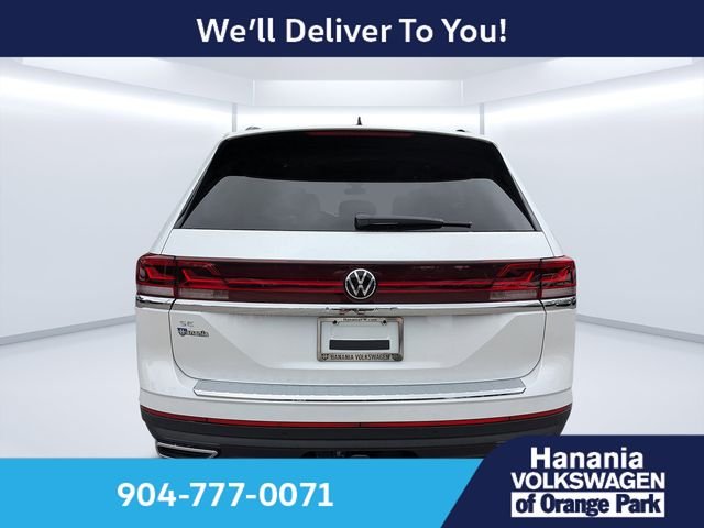 New 2026 White Volkswagen 2.0T SE w/Technology image 4