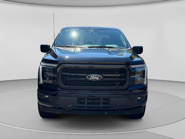 Used 2025 Agate Black Metallic Ford Lariat image 8
