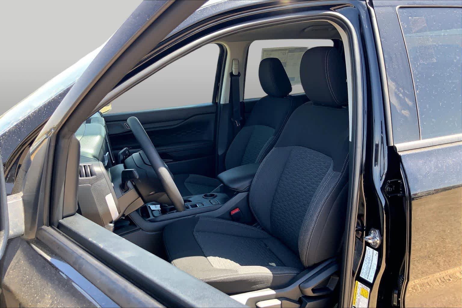 New 2026 Shadow Black Ford XL image 9