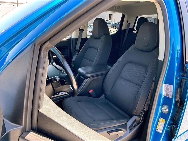 Used 2022 Blue Metallic GMC Elevation image 10