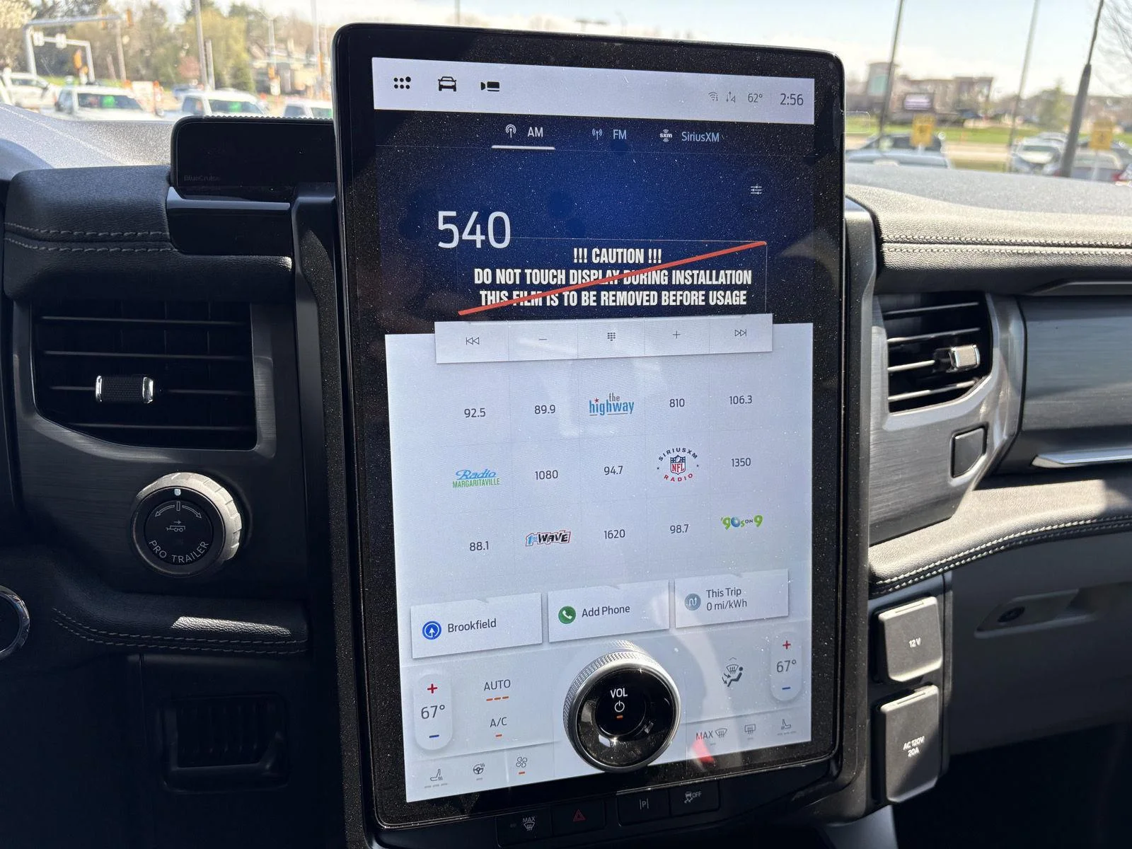 2025 Ford F-150 Lightning Flash - Photo 11