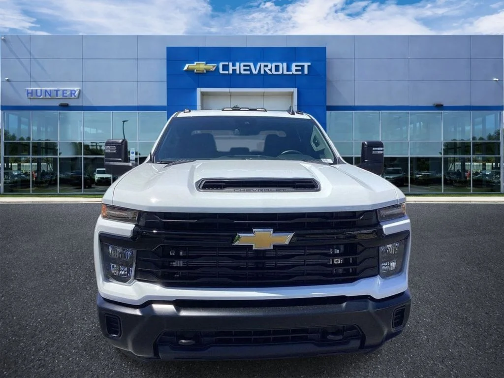 New 2026 Summit White Chevrolet Work Truck image 5