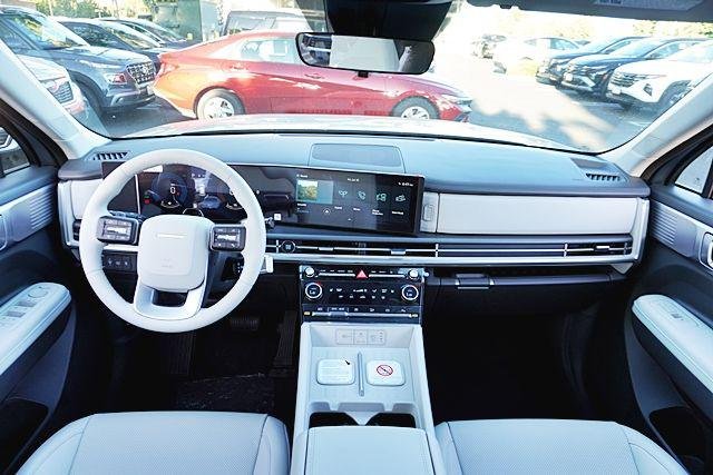 New 2026 Silver Hyundai SEL image 23