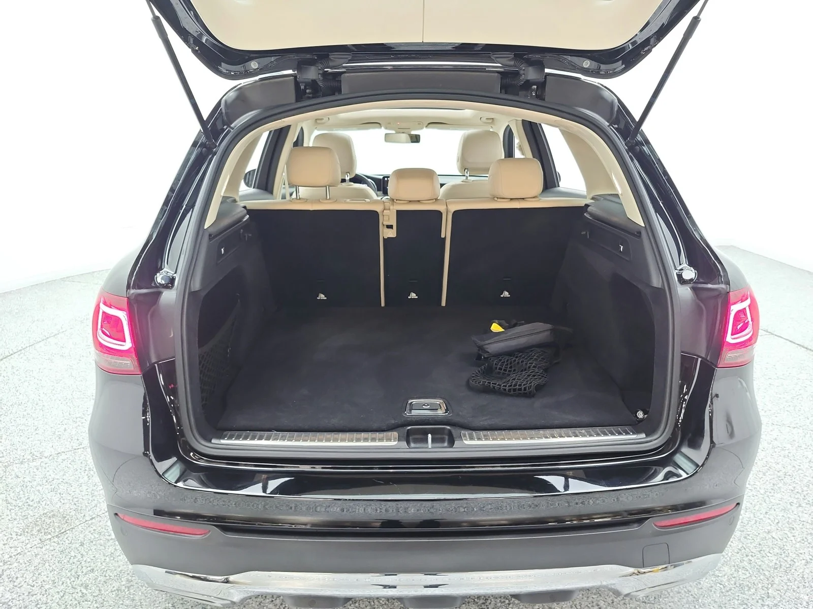 Used 2020 Black Mercedes-Benz GLC 300 4MATIC® SUV image 18