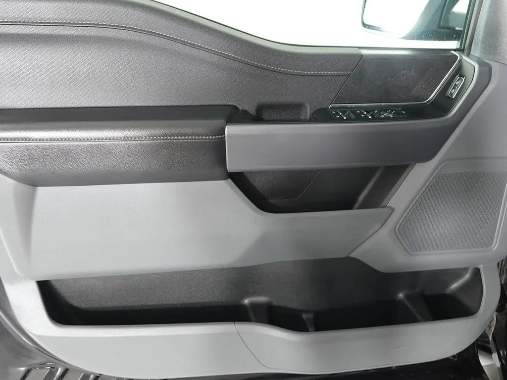 2025 Ford F-150 XLT - Photo 11