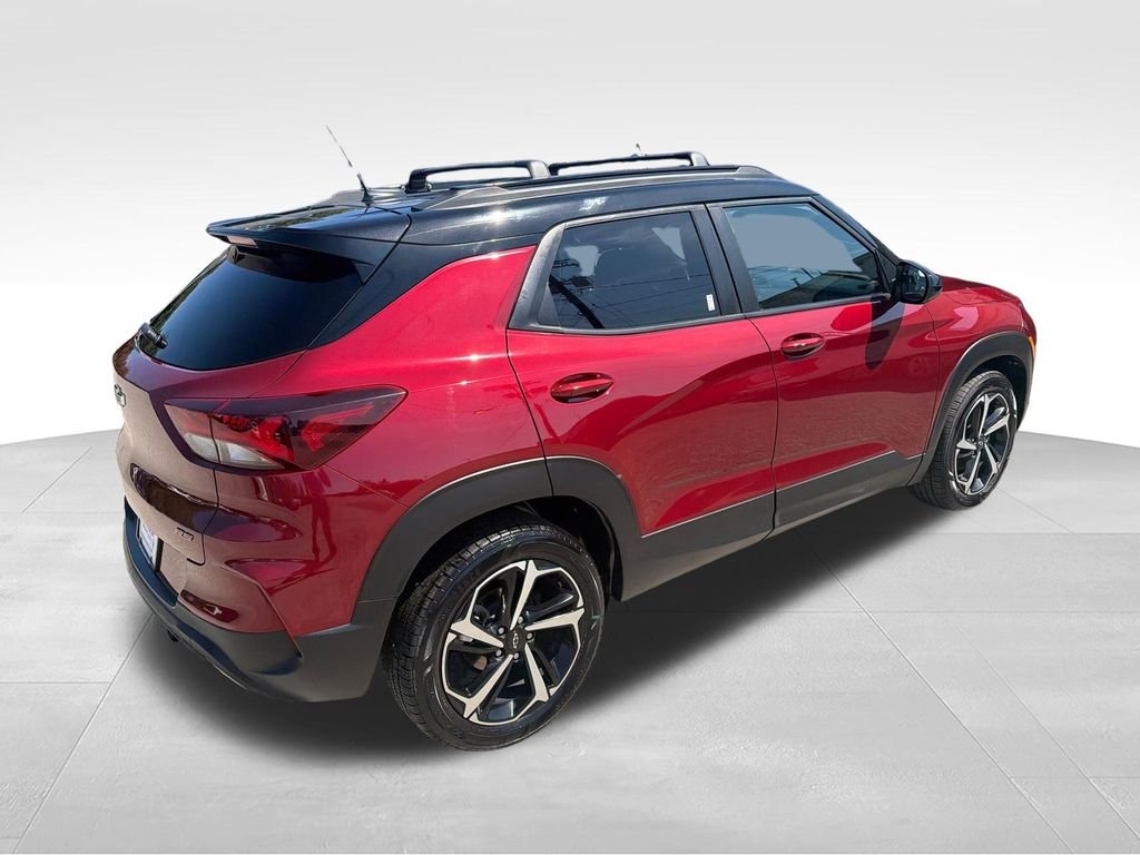 Used 2023 Red Chevrolet RS image 5