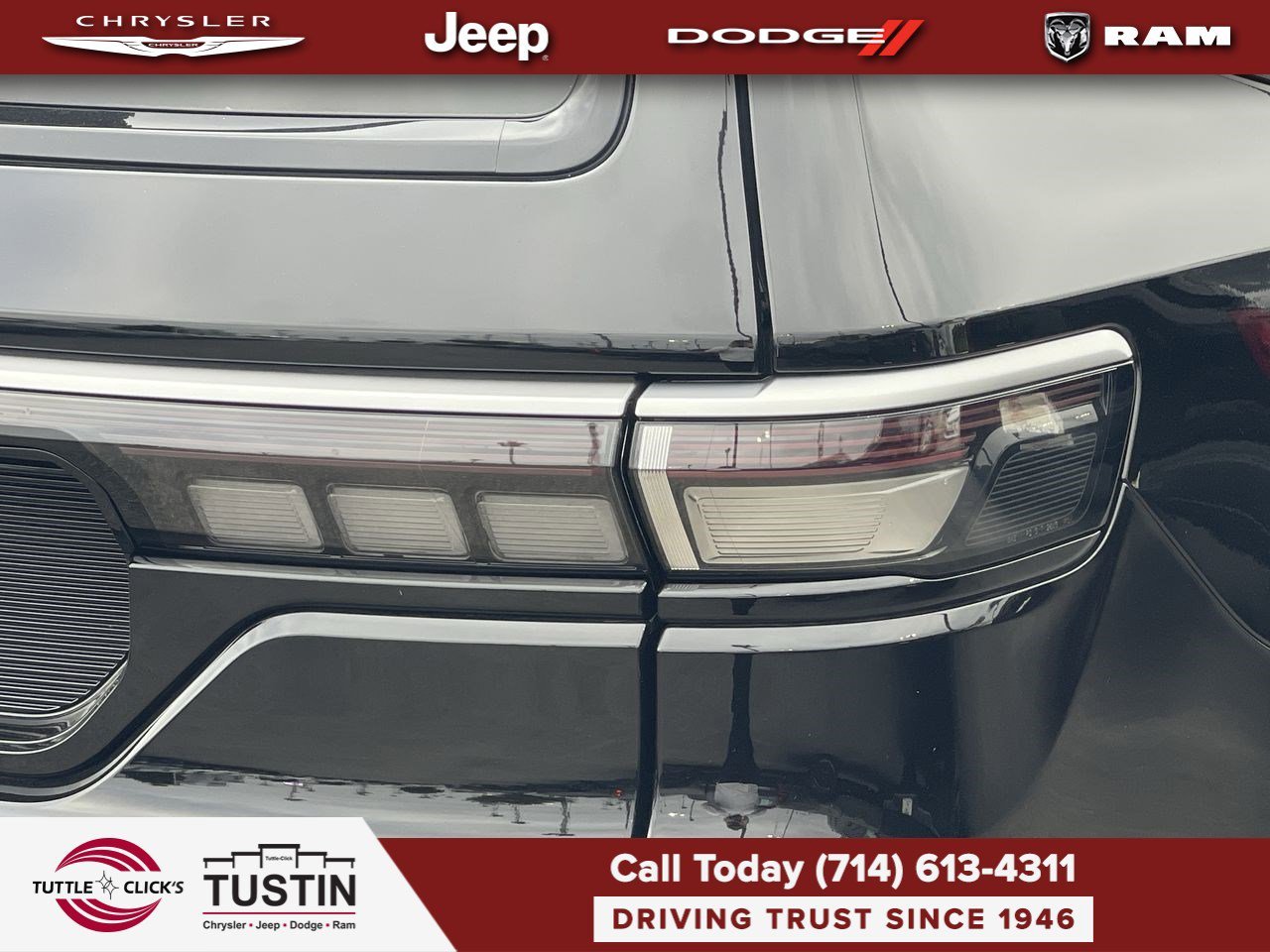 New 2026 High Gloss Black Exterior Paint Jeep 4DR 2WD image 9