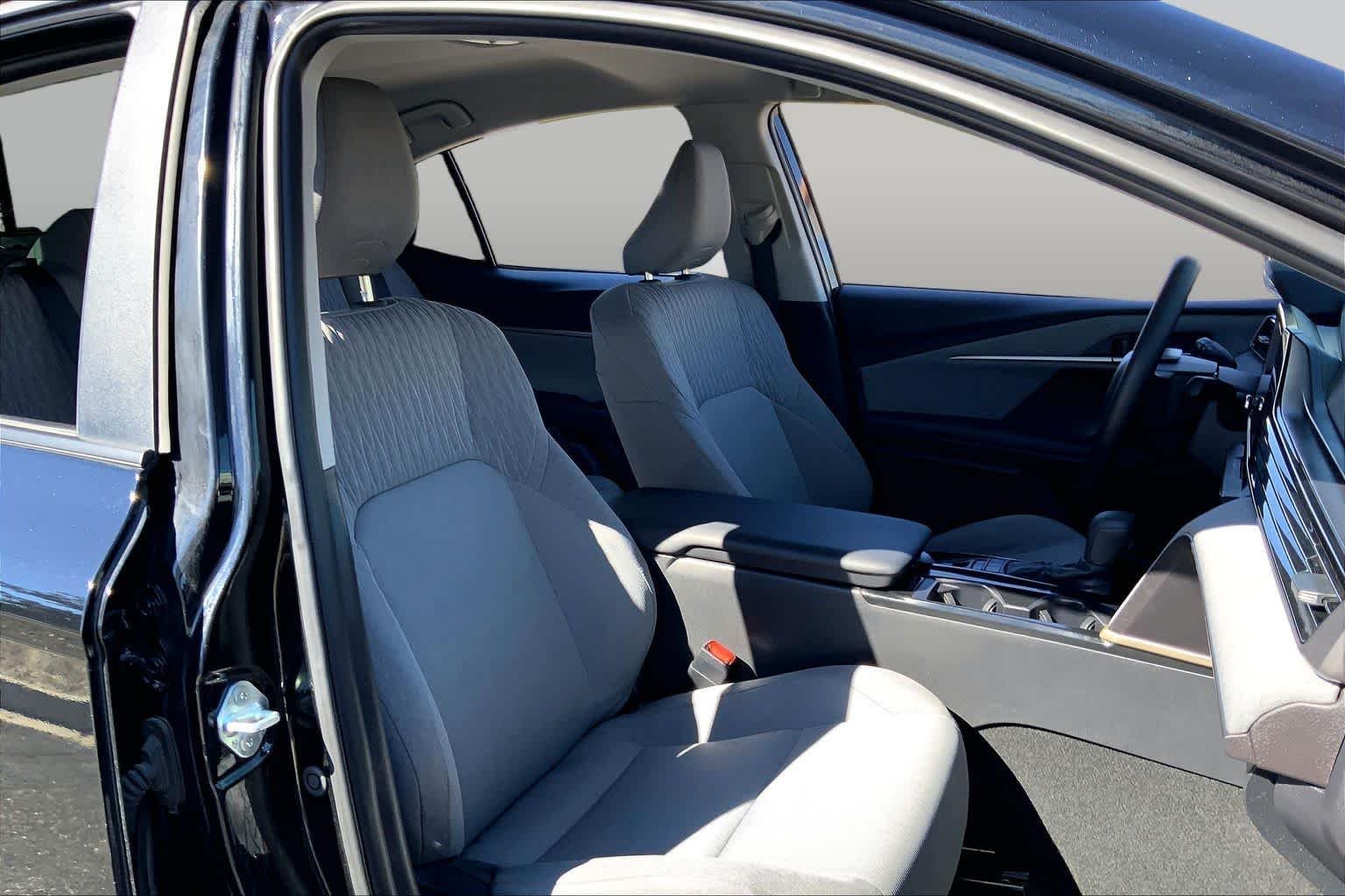 Used 2025 Midnight Black Metallic Toyota LE image 8