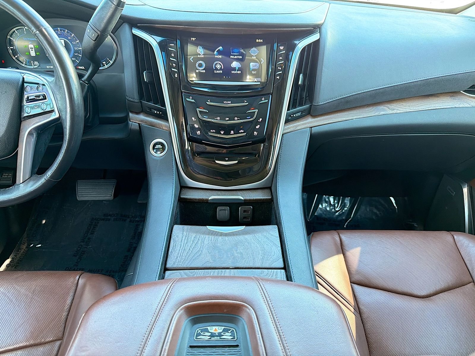Used 2020 White Cadillac Luxury image 20