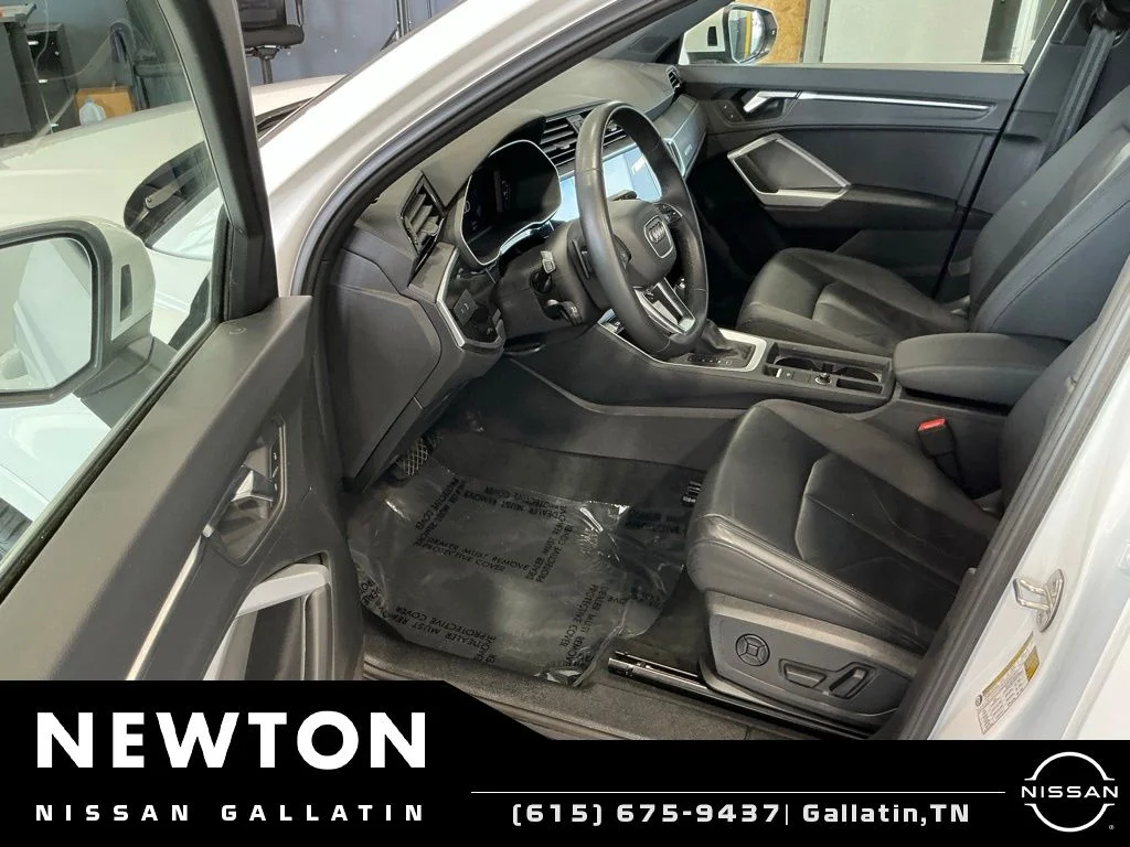 Used 2025 Arkona White Audi Premium image 6