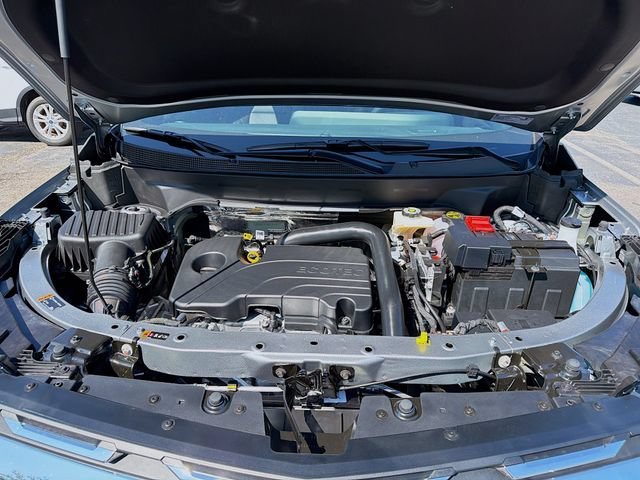 2027 Chevrolet Equinox LT - Photo 32
